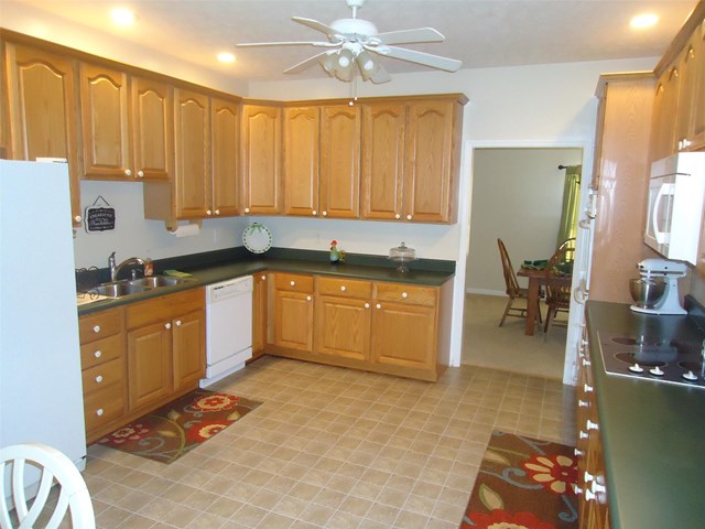 1230 Rock Mills Rd, Lagrange, GA 30240 photo 4