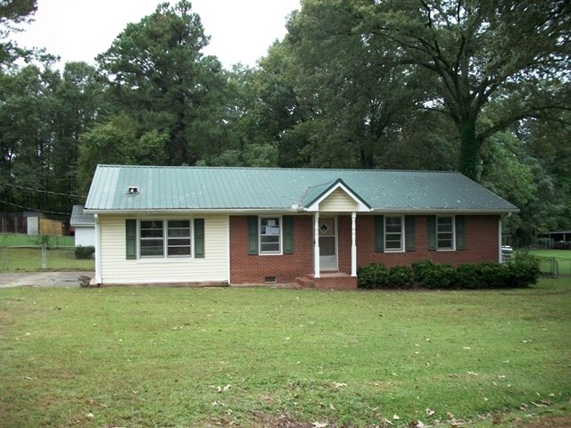 248 Lakeview Rd, Jackson, GA 30233 photo 2