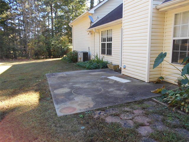 3003 Tennyson Dr, Monroe, GA 30656 photo 3