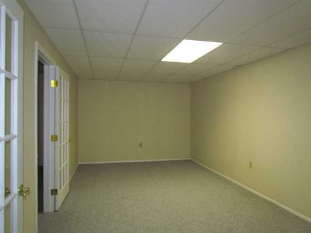 3933 Springleaf Dr, Stone Mountain, GA 30083 photo 11