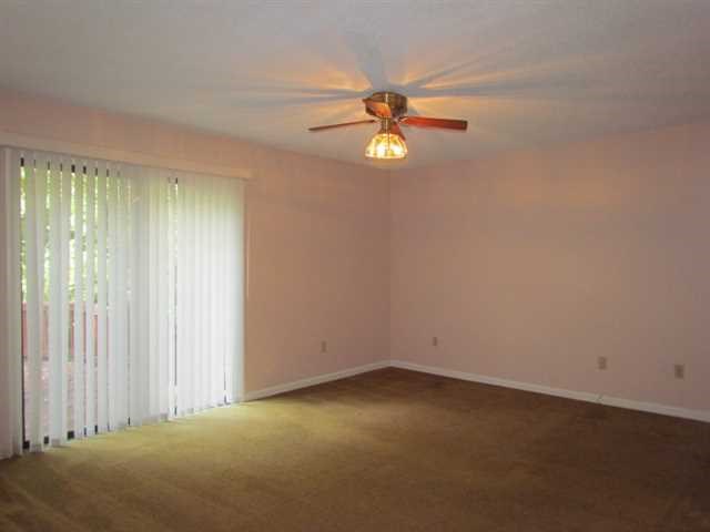 3933 Springleaf Dr, Stone Mountain, GA 30083 photo 7