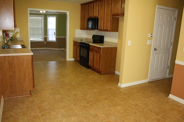 751 Thompson Ridge Ct, Monroe, GA 30655 photo 7