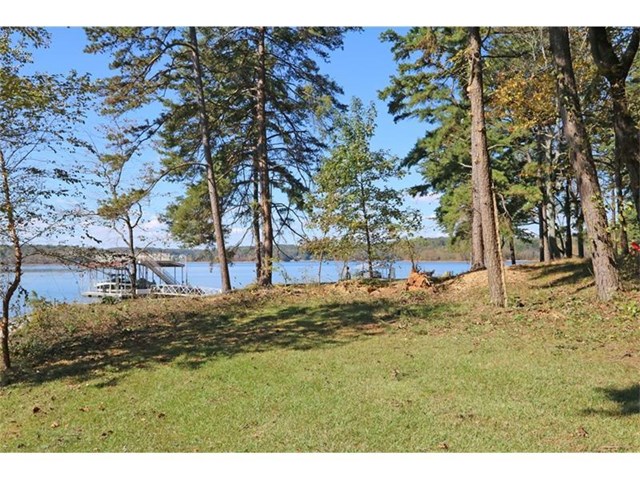 3183 Arrowhead Dr, Gainesville, GA 30506 photo 3