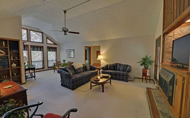 602 Henderson Falls Rd, Toccoa, GA 30577 photo 6