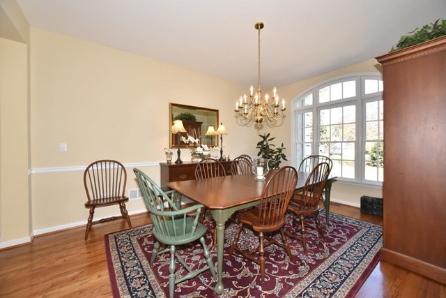 2070 Southers Cir, Suwanee, GA 30024 photo 4