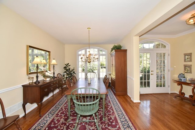 2070 Southers Cir, Suwanee, GA 30024 photo 3