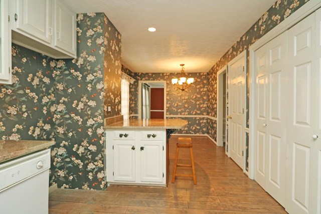577 Farmbrook Trl, Kennesaw, GA 30144 photo 11
