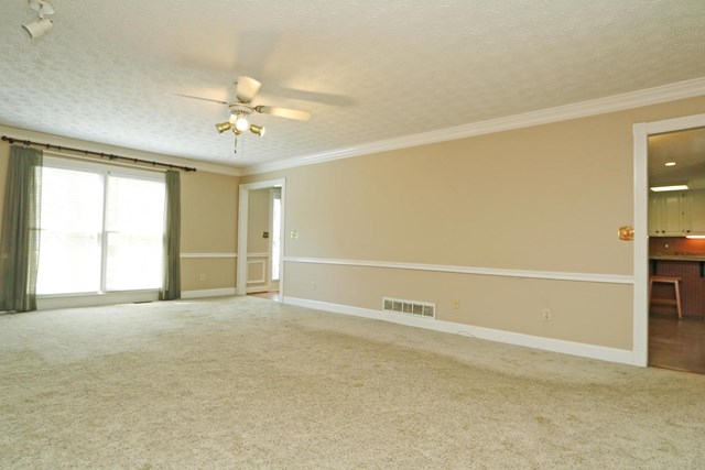 577 Farmbrook Trl, Kennesaw, GA 30144 photo 7