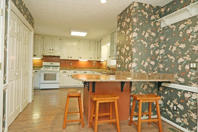 577 Farmbrook Trl, Kennesaw, GA 30144 photo 8