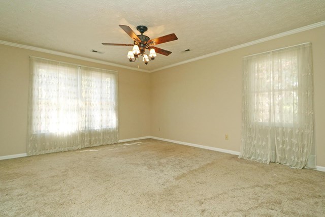 577 Farmbrook Trl, Kennesaw, GA 30144 photo 13