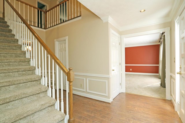 577 Farmbrook Trl, Kennesaw, GA 30144 photo 4