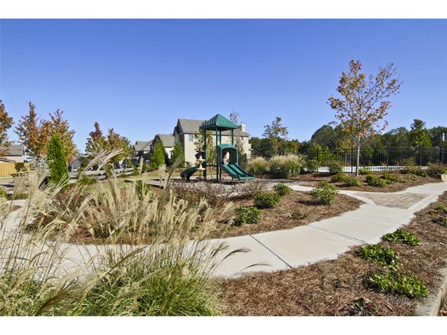 4659 Bogan Mdws, Buford, GA 30519 photo 12