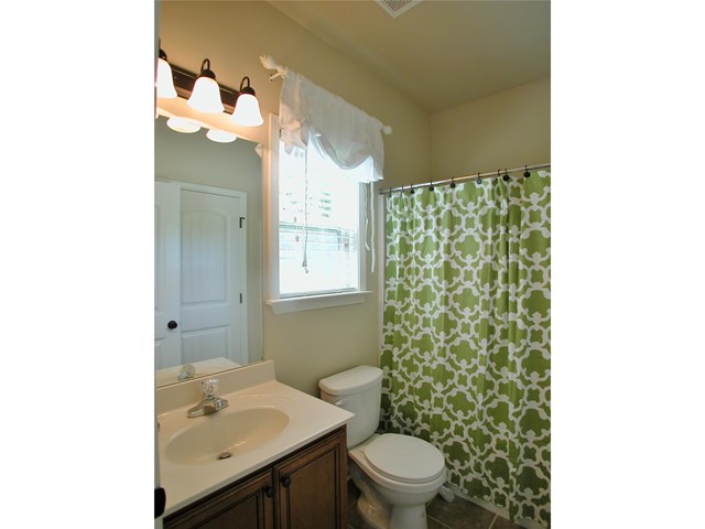 4709 Bogan Mdws, Buford, GA 30519 photo 18