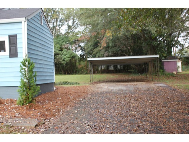 214 Glen Iris Dr, Monroe, GA 30655 photo 3