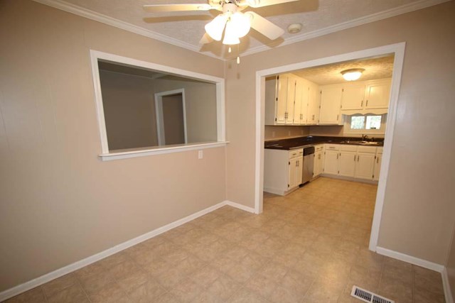 309 Teaver Rd, Lagrange, GA 30240 photo 4