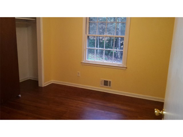 5936 Malibu Dr, Morrow, GA 30260 photo 14