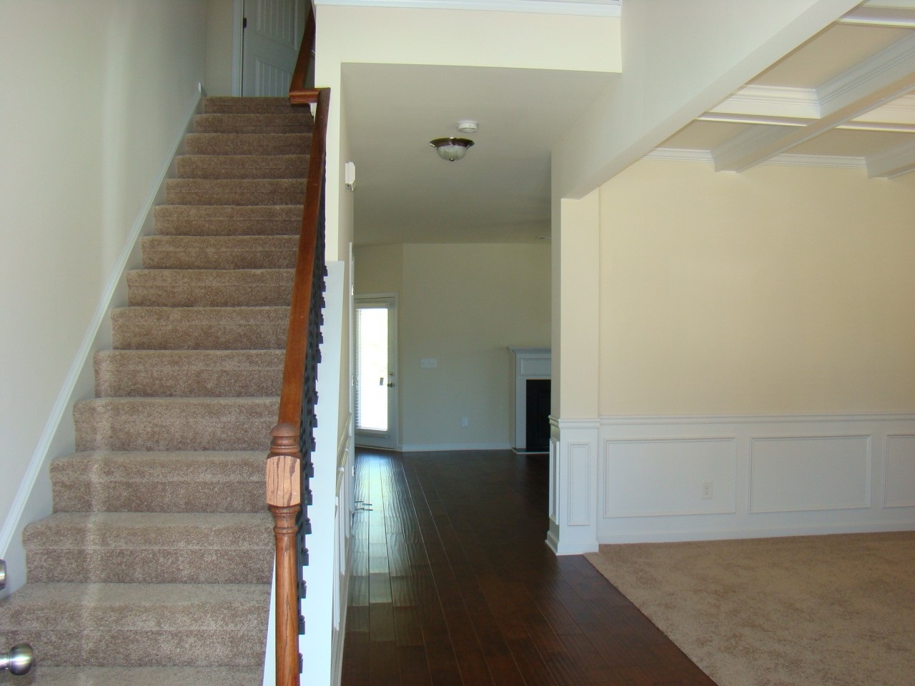 214 Sleepy Way, Canton, GA 30114 photo 2