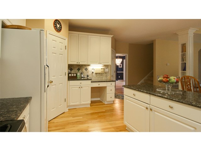 3642 Brookefall Ct, Suwanee, GA 30024 photo 13