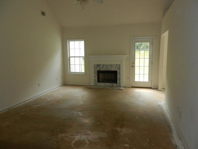 11 Spring Valley Cv, Covington, GA 30016 photo 3