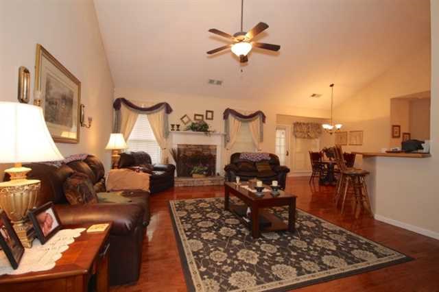 3060 Sunlight Dr, Austell, GA 30106 photo 4