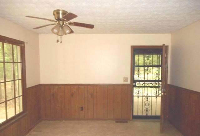 550 Campbell Rd, Covington, GA 30014 photo 3