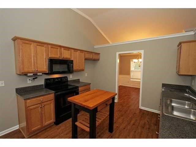 2462 Walnut Tree Ln, Buford, GA 30519 photo 11