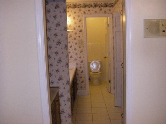 2113 Carriage Dr, Morrow, GA 30260 photo 10