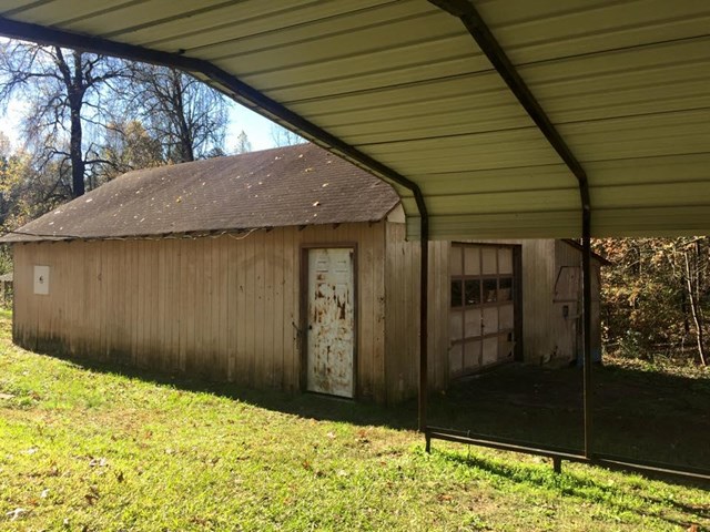 61 E Leatherwood Rd, Toccoa, GA 30577 photo 6