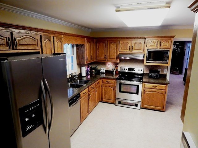 224 Ashford Cir, Lagrange, GA 30240 photo 11