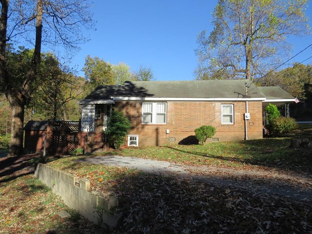 1865 Falls Rd, Toccoa, GA 30577 photo 2