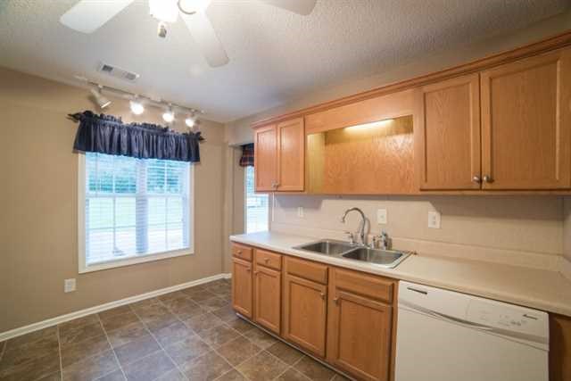 352 Miles Patrick Rd, Winder, GA 30680 photo 8