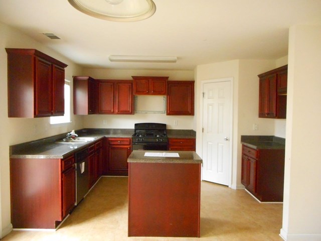 25 Klippel Dr, Covington, GA 30016 photo 4