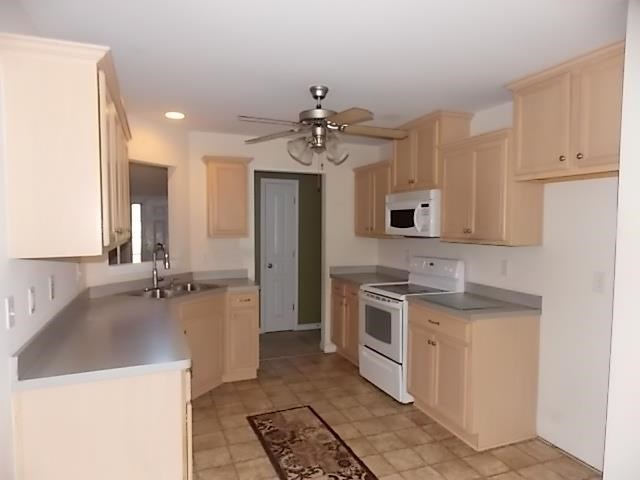 132 Revolutionary Dr, Hampton, GA 30228 photo 7