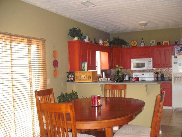 30 Shane Cir, Covington, GA 30016 photo 2