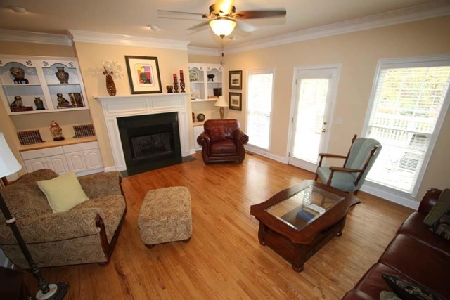 210 Ridgeview Ct, Lagrange, GA 30240 photo 3