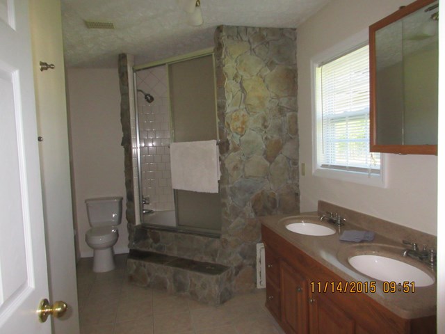 185 C B Dr, Jackson, GA 30233 photo 8