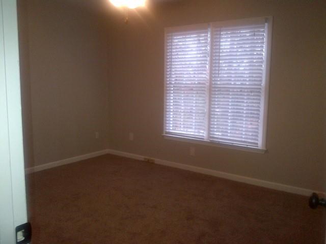 555 Farmbrook Trl, Kennesaw, GA 30144 photo 17