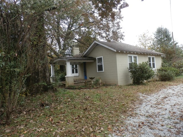 1114 S Hampton Rd, Hampton, GA 30228 photo 4
