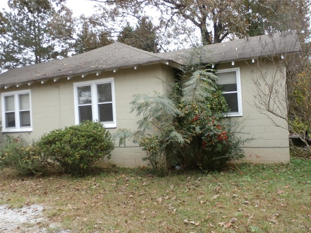 1114 S Hampton Rd, Hampton, GA 30228 photo 3