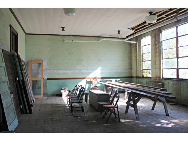 303 College St, Lagrange, GA 30241 photo 6