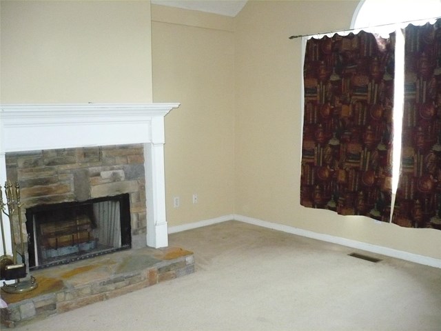 38 Eagle Point Ct, Dallas, GA 30132 photo 2