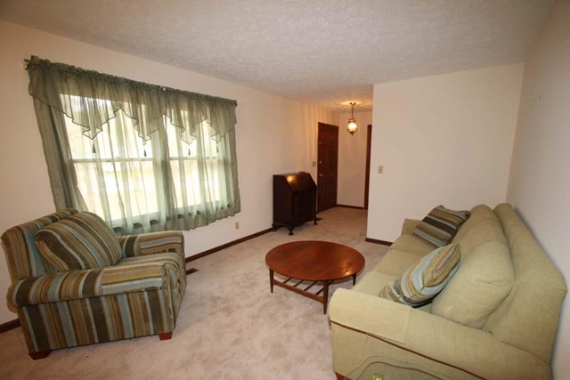 70 N Barnard Ave, Lagrange, GA 30241 photo 2