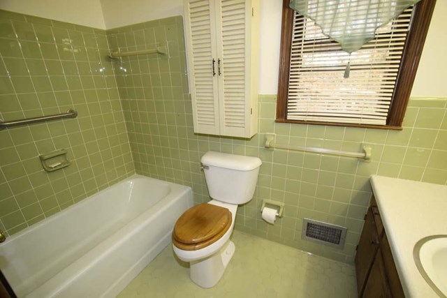 70 N Barnard Ave, Lagrange, GA 30241 photo 10