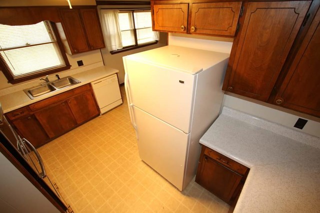 70 N Barnard Ave, Lagrange, GA 30241 photo 4