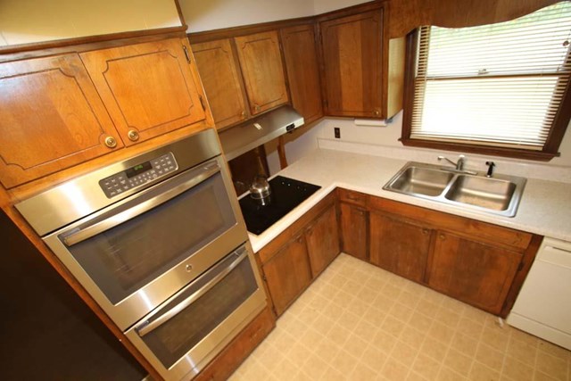 70 N Barnard Ave, Lagrange, GA 30241 photo 3