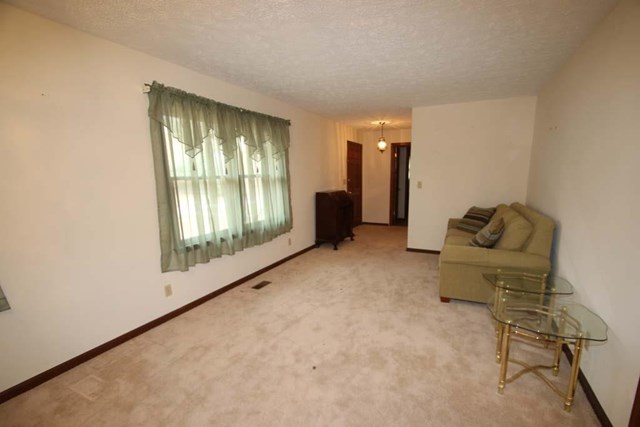 70 N Barnard Ave, Lagrange, GA 30241 photo 7