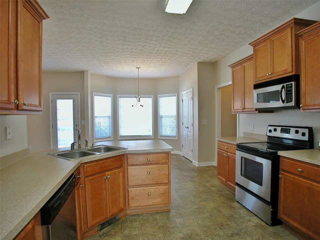 15 Clearbrook Ct, Covington, GA 30016 photo 6