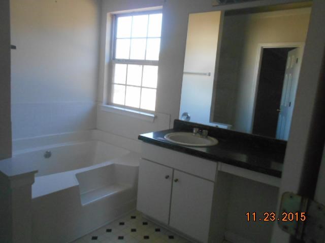 956 Tara Bnd, Hampton, GA 30228 photo 16