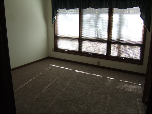 785 Tyrone Rd, Tyrone, GA 30290 photo 8