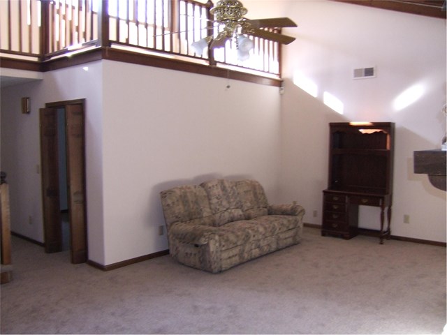 785 Tyrone Rd, Tyrone, GA 30290 photo 5